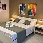 Casa Regina 2, Nel Centro Storico Di Alba! Apartamento Alba (Piedmont)