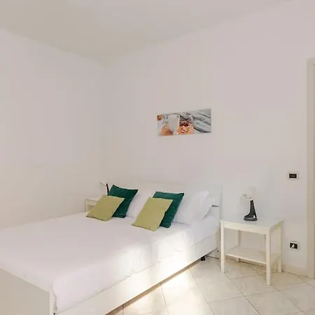 Апартаменты Casa Regina 2, Nel Centro Storico Di Alba! *