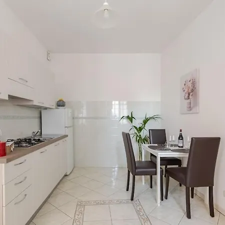 Апартаменты Casa Regina 2, Nel Centro Storico Di Alba!