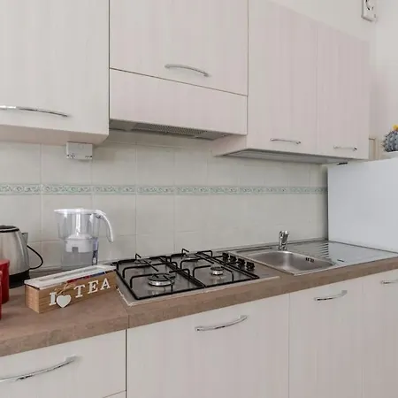 Casa Regina 2, Nel Centro Storico Di Alba! Апартаменты