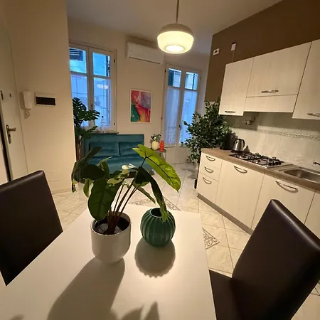 公寓 Casa Regina 2, Nel Centro Storico Di Alba!